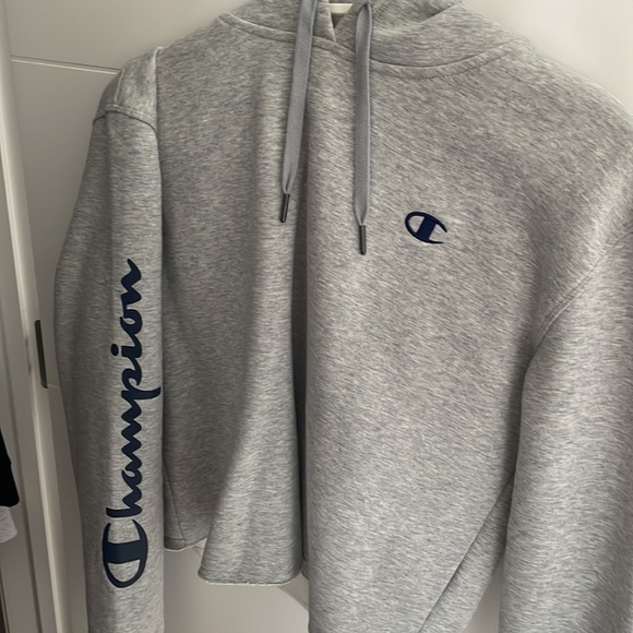 Champion cropped hoodie - Picture 2 of 8